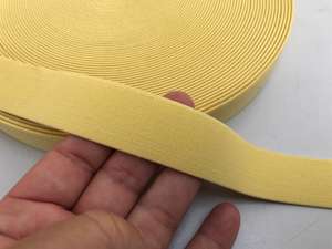 Blød elastik - velegnet til undertøj 2,5 cm, mat gul